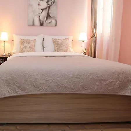 New 40 Old Town Rovigno